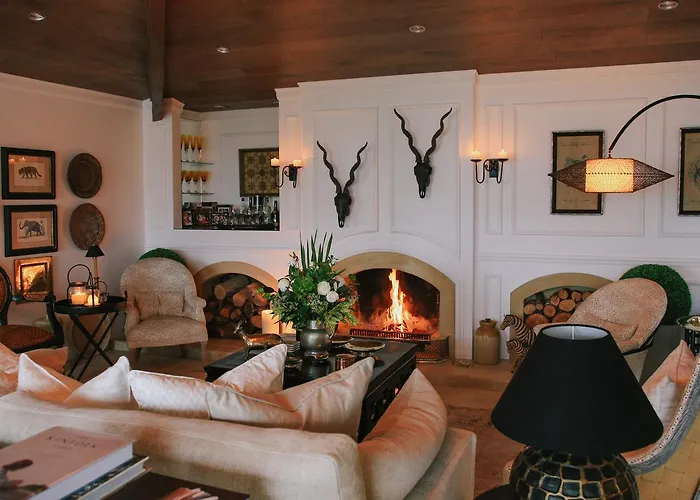 Ngamihi Lodge